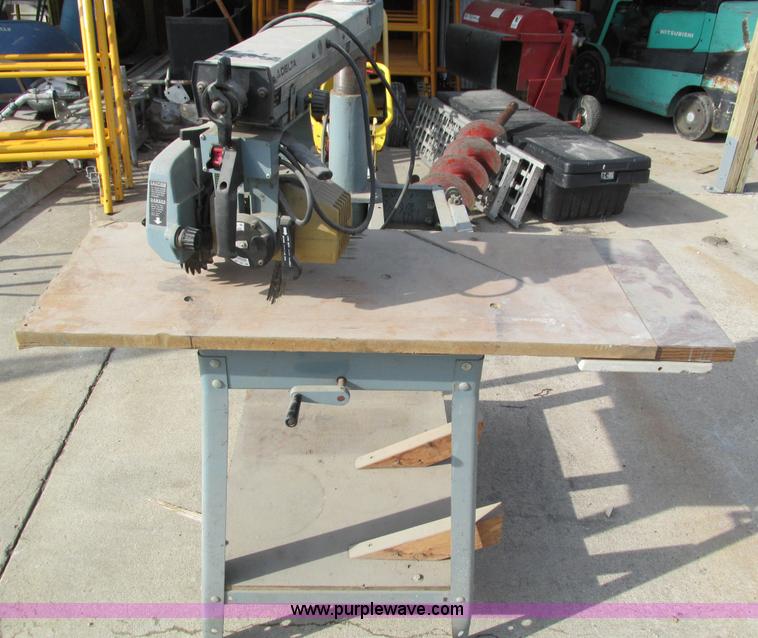 image for item I4074 Delta 10 deluxe radial arm saw