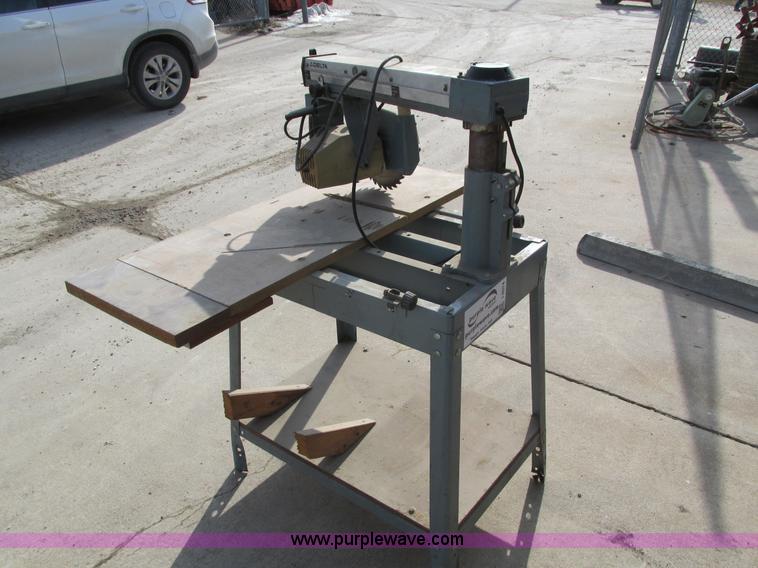 image for item I4074 Delta 10 deluxe radial arm saw