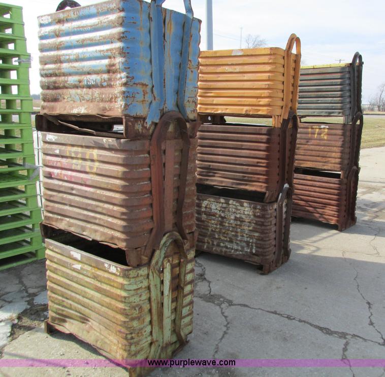 image for item I4075 (9) steel containers