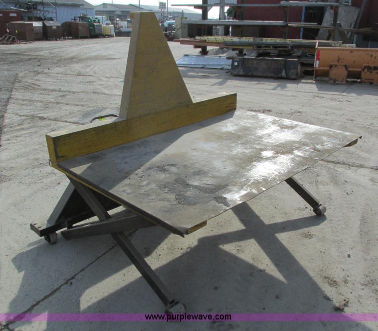image for item I4080 Lift Rite H25E work table
