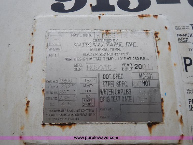 image for item I5082 1998 Chevrolet T7500 propane delivery truck