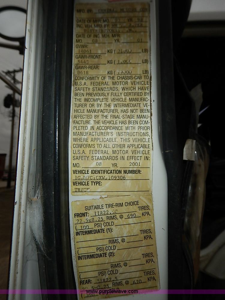 image for item I5082 1998 Chevrolet T7500 propane delivery truck