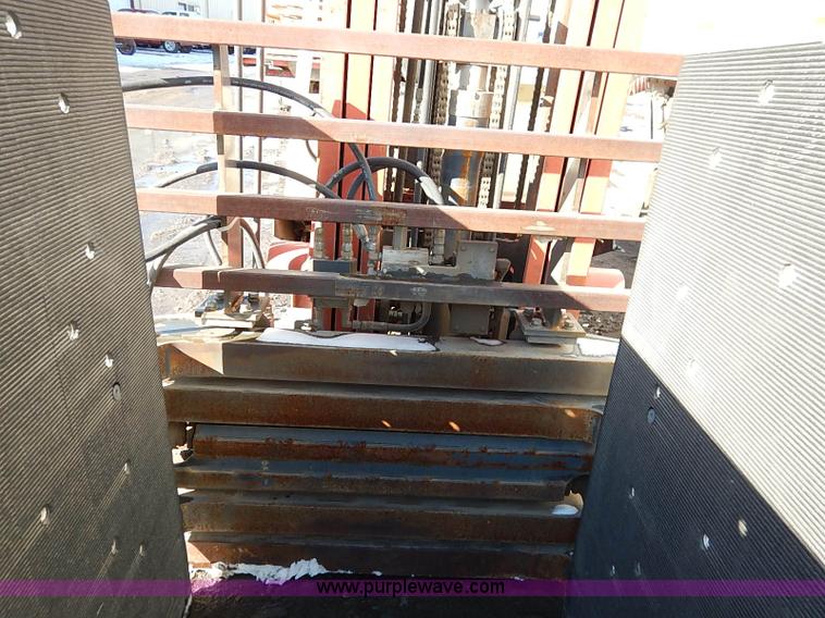 image for item I5114 Nissan 35 forklift