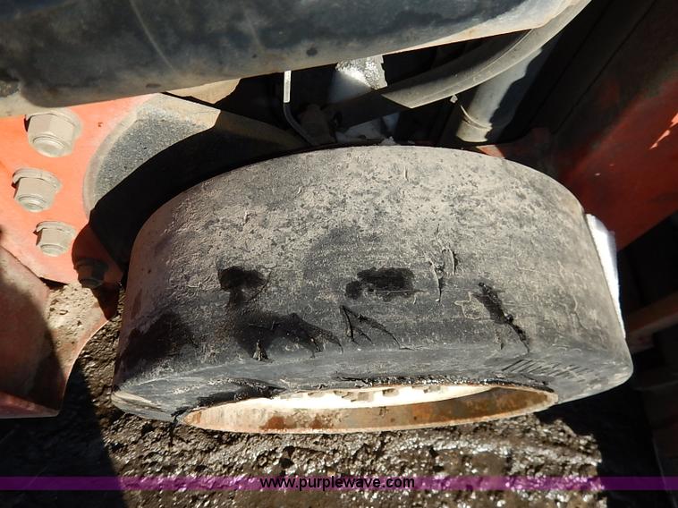 image for item I5114 Nissan 35 forklift