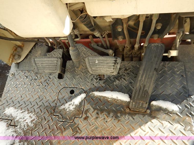 image for item I5114 Nissan 35 forklift