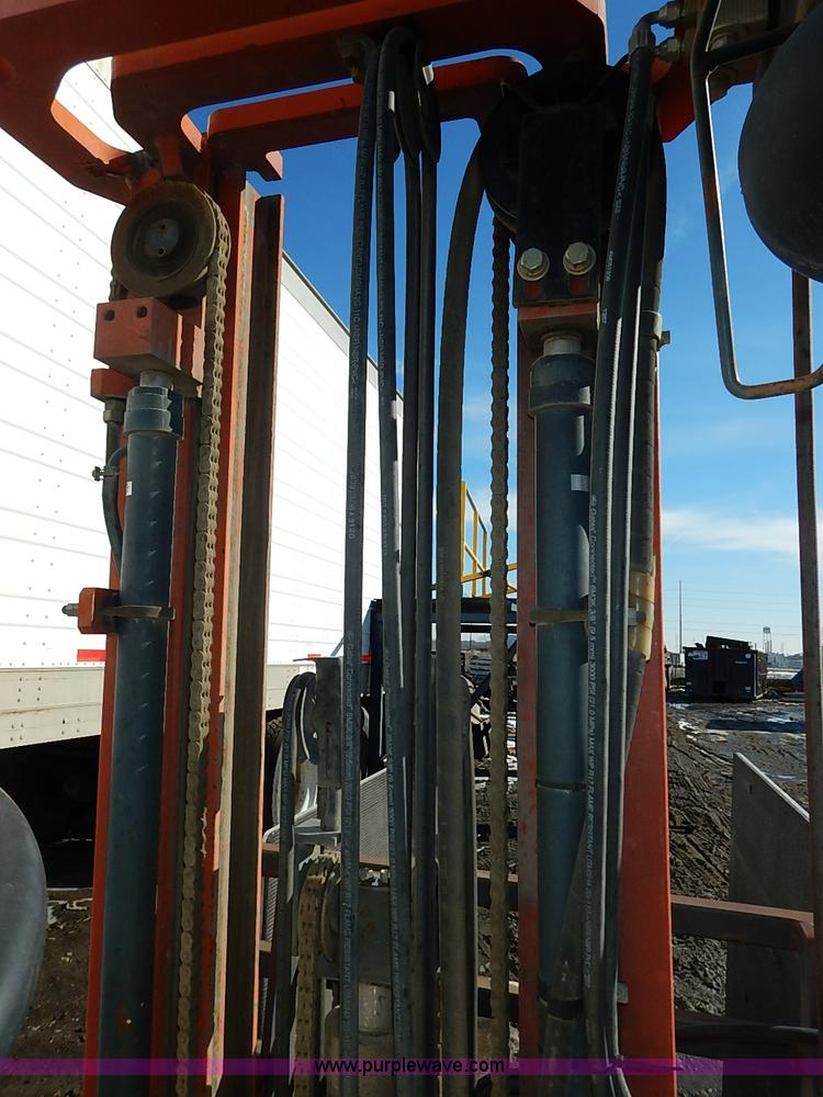 image for item I5114 Nissan 35 forklift