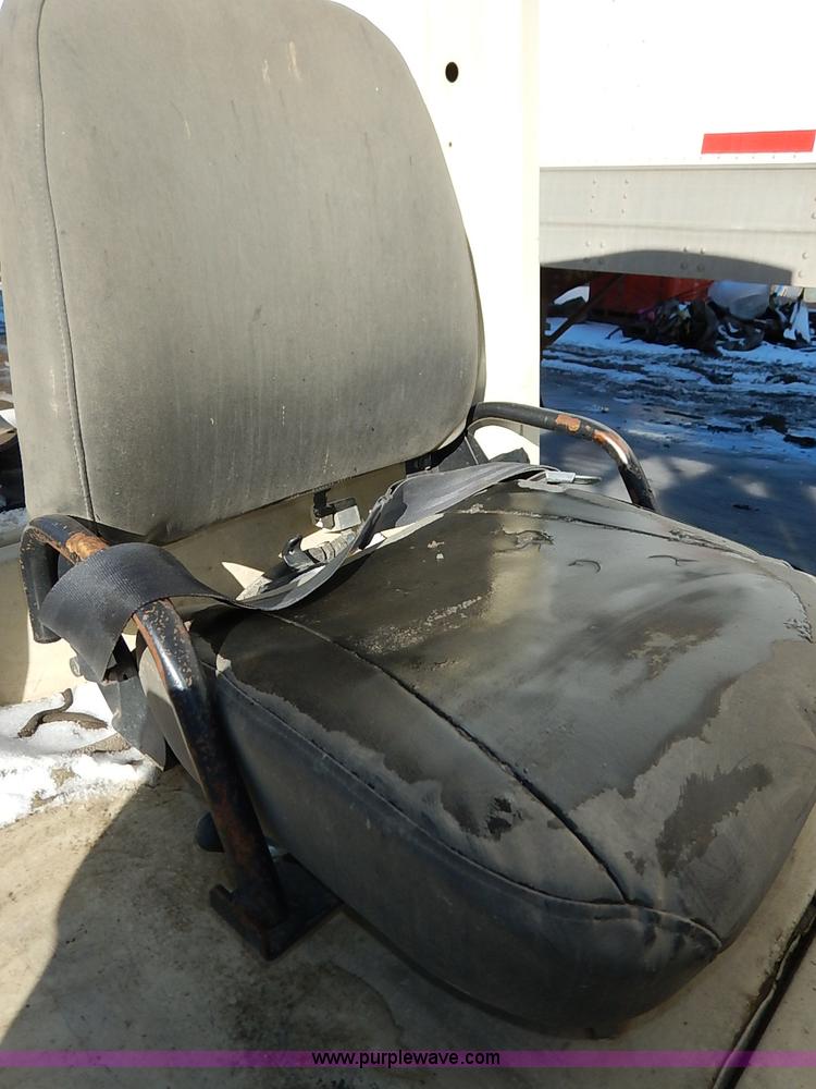 image for item I5114 Nissan 35 forklift