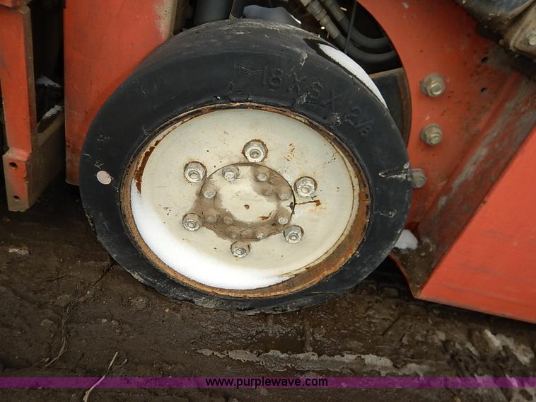 image for item I5114 Nissan 35 forklift