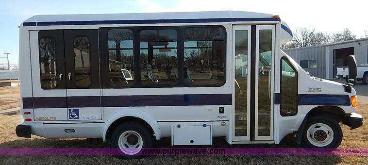 image for item I5122 2007 Ford E350 Super Duty El Dorado Aerolite van