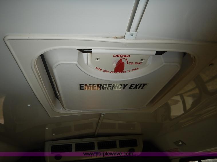 image for item I5122 2007 Ford E350 Super Duty El Dorado Aerolite van