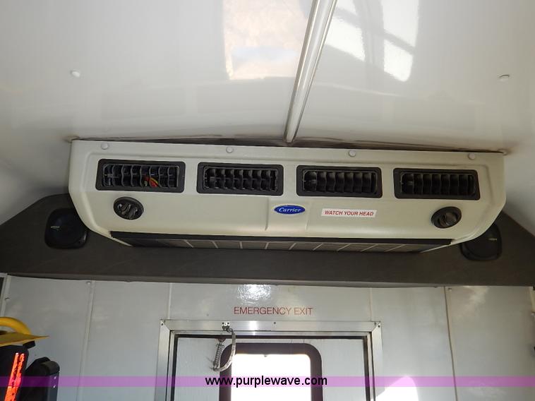 image for item I5122 2007 Ford E350 Super Duty El Dorado Aerolite van