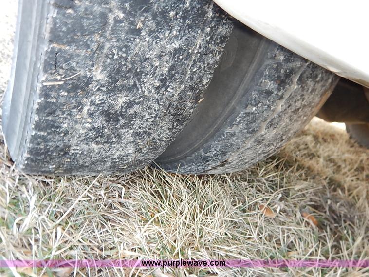 image for item I5122 2007 Ford E350 Super Duty El Dorado Aerolite van