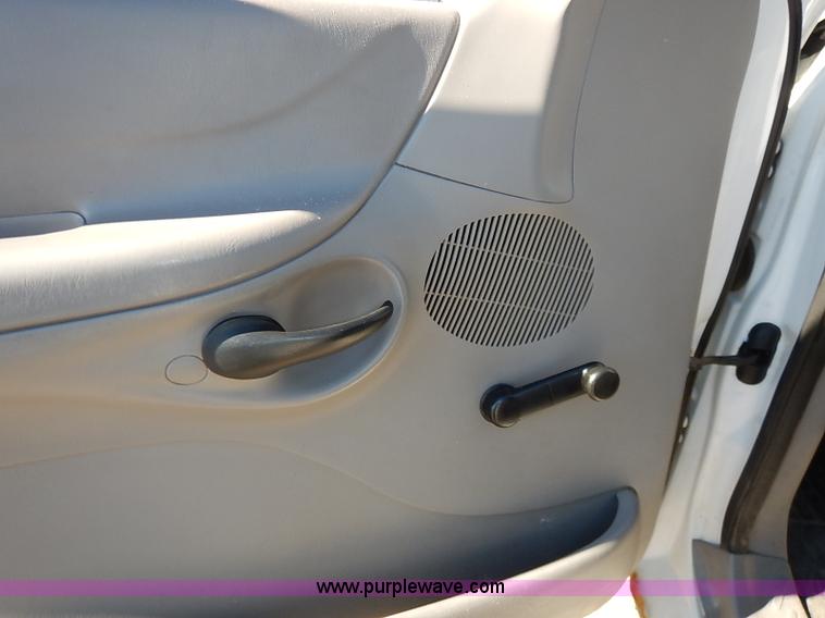 image for item I5132 1998 Ford F150 XL SuperCab pickup truck