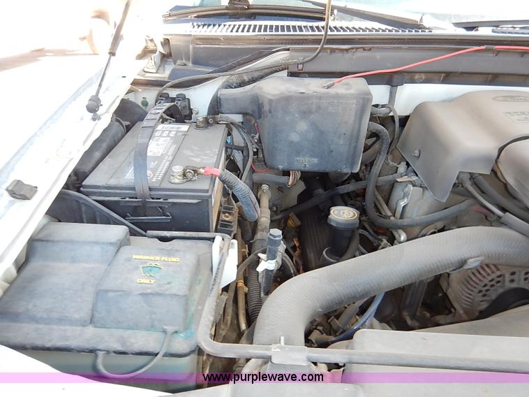 image for item I5132 1998 Ford F150 XL SuperCab pickup truck