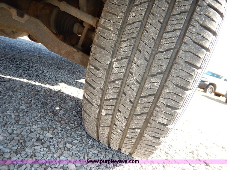 image for item I5132 1998 Ford F150 XL SuperCab pickup truck