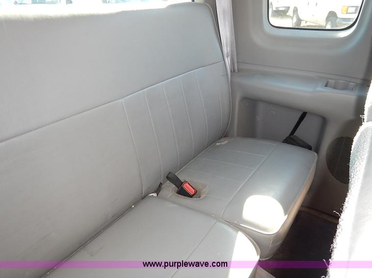 image for item I5132 1998 Ford F150 XL SuperCab pickup truck