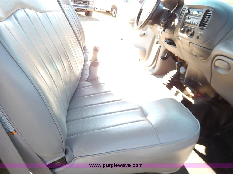 image for item I5132 1998 Ford F150 XL SuperCab pickup truck