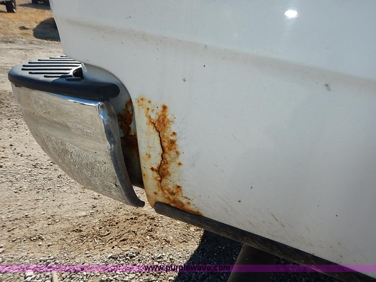 image for item I5132 1998 Ford F150 XL SuperCab pickup truck