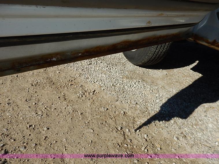 image for item I5132 1998 Ford F150 XL SuperCab pickup truck