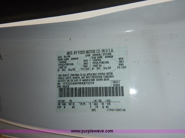 image for item I5132 1998 Ford F150 XL SuperCab pickup truck