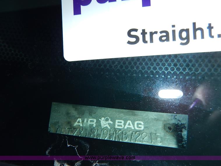 image for item I5132 1998 Ford F150 XL SuperCab pickup truck