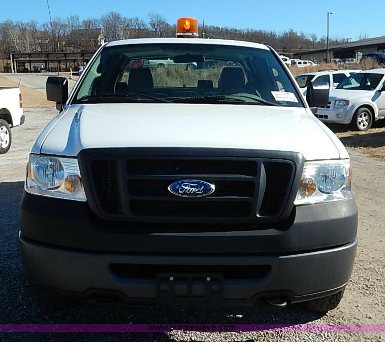image for item I5135 2008 Ford F150 XL SuperCab pickup truck