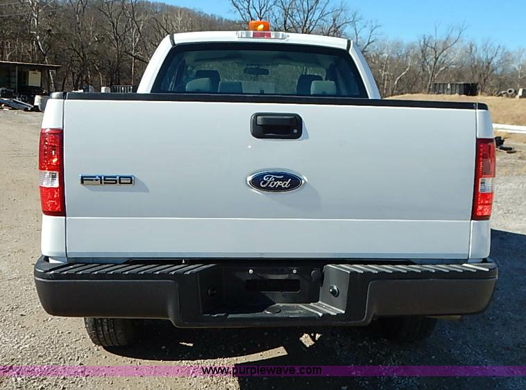 image for item I5135 2008 Ford F150 XL SuperCab pickup truck