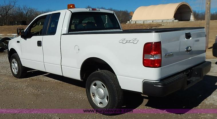 image for item I5135 2008 Ford F150 XL SuperCab pickup truck