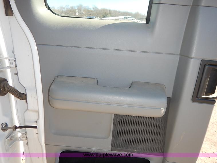 image for item I5135 2008 Ford F150 XL SuperCab pickup truck