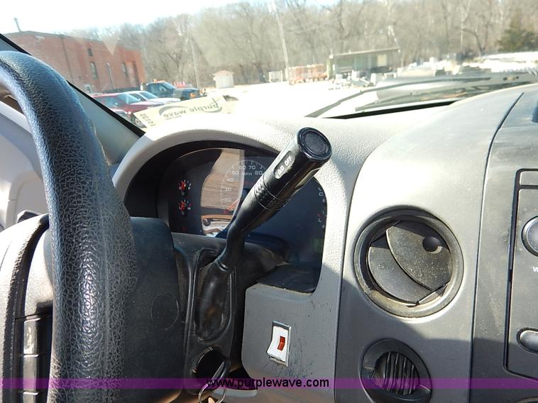 image for item I5135 2008 Ford F150 XL SuperCab pickup truck