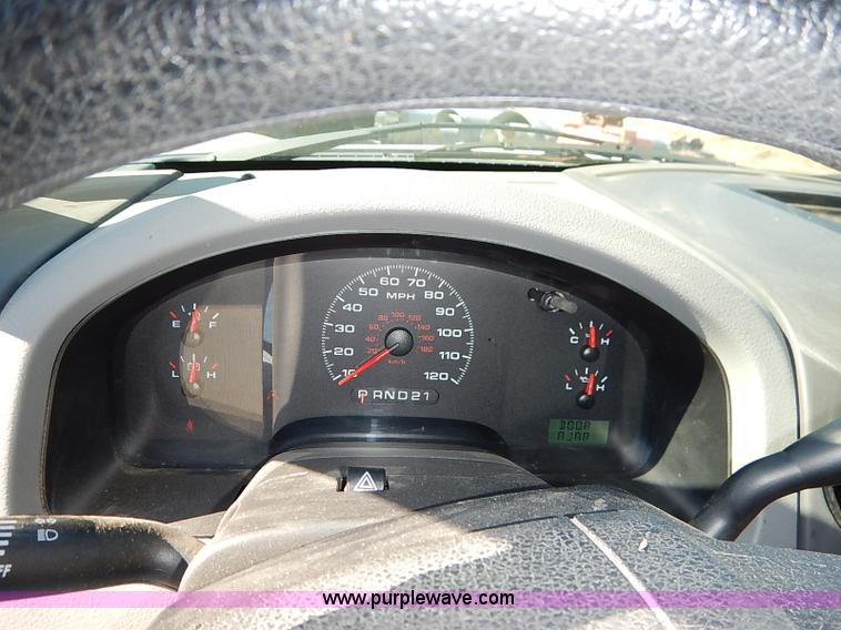 image for item I5135 2008 Ford F150 XL SuperCab pickup truck