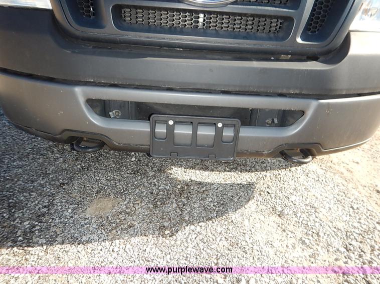 image for item I5135 2008 Ford F150 XL SuperCab pickup truck