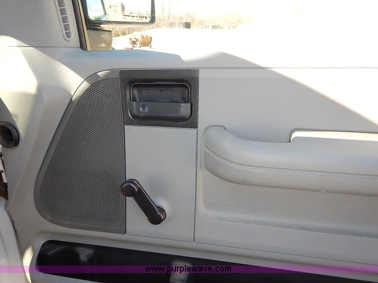 image for item I5135 2008 Ford F150 XL SuperCab pickup truck