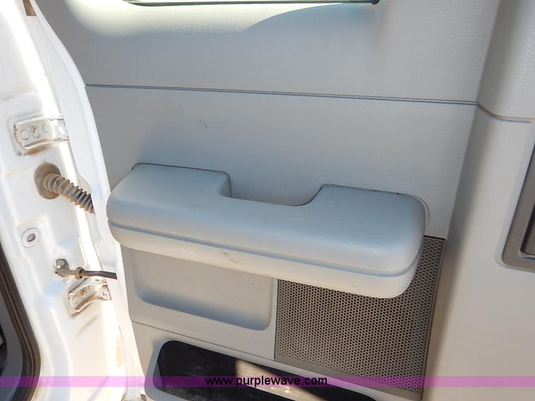 image for item I5136 2007 Ford F150 XL SuperCab pickup truck