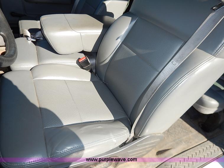 image for item I5136 2007 Ford F150 XL SuperCab pickup truck