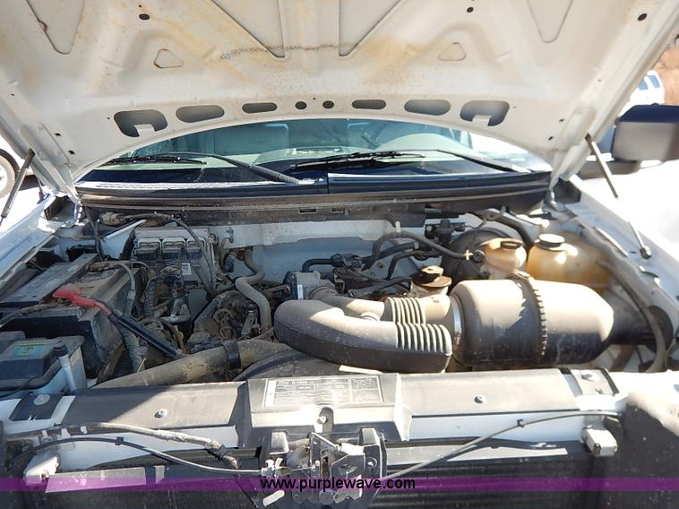 image for item I5136 2007 Ford F150 XL SuperCab pickup truck