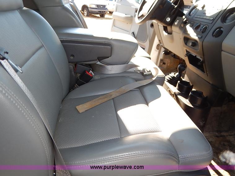 image for item I5136 2007 Ford F150 XL SuperCab pickup truck