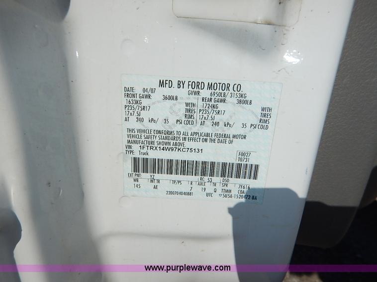 image for item I5136 2007 Ford F150 XL SuperCab pickup truck