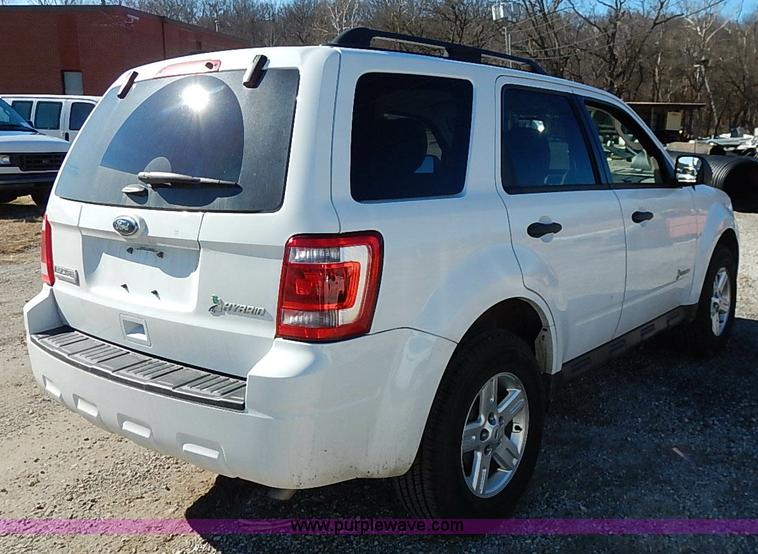 image for item I5137 2012 Ford Escape Hybrid SUV