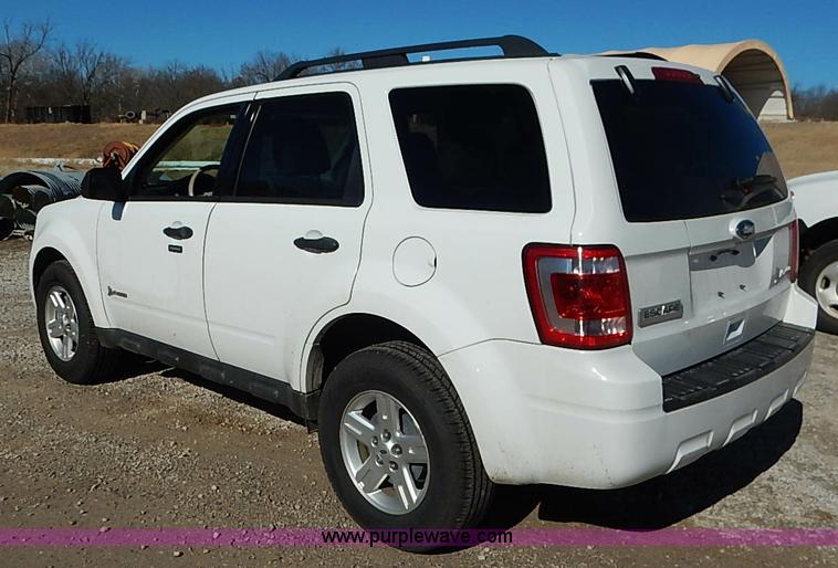 image for item I5137 2012 Ford Escape Hybrid SUV