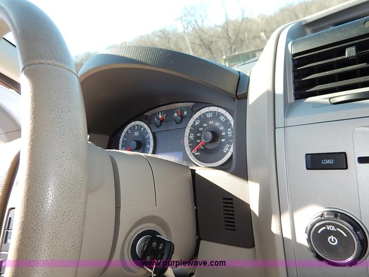 image for item I5137 2012 Ford Escape Hybrid SUV