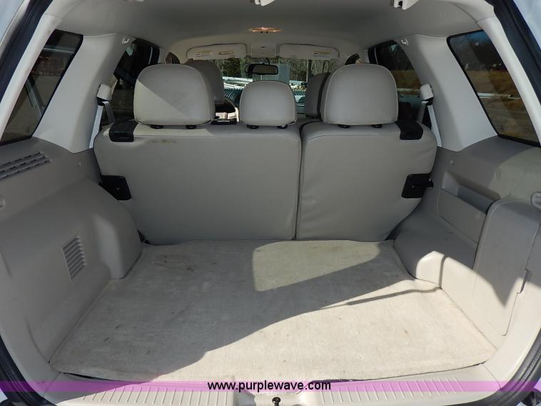 image for item I5137 2012 Ford Escape Hybrid SUV