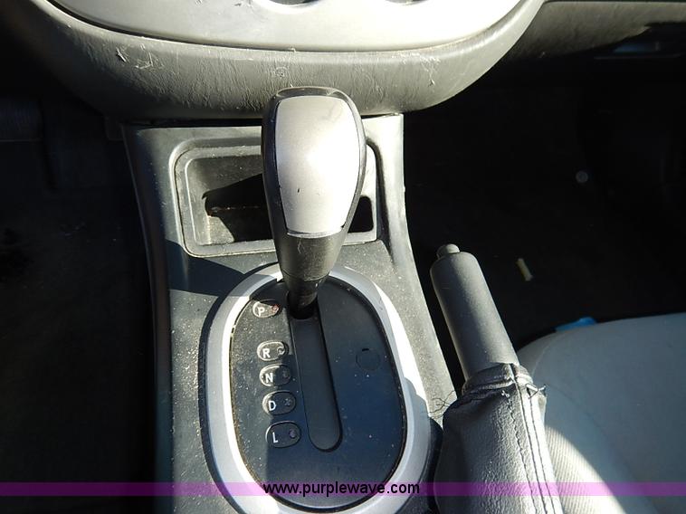 image for item I5138 2005 Ford Escape Hybrid SUV