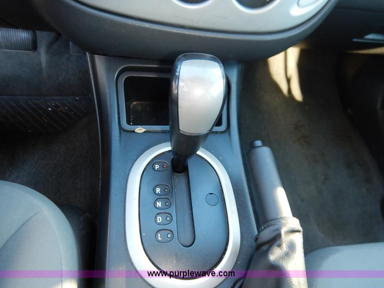 image for item I5139 2005 Ford Escape Hybrid SUV