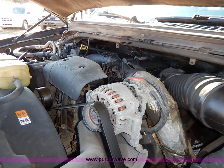 image for item I5140 2000 Ford F450 Super Duty flatbed dump truck