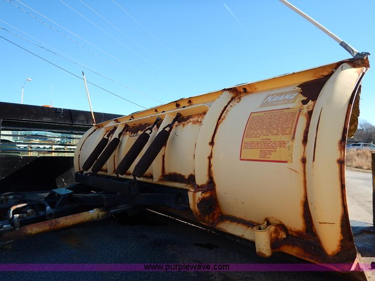 image for item I5140 2000 Ford F450 Super Duty flatbed dump truck