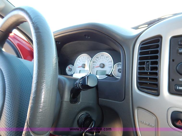 image for item I5141 2005 Ford Escape Hybrid SUV