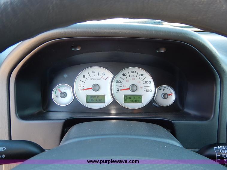 image for item I5141 2005 Ford Escape Hybrid SUV