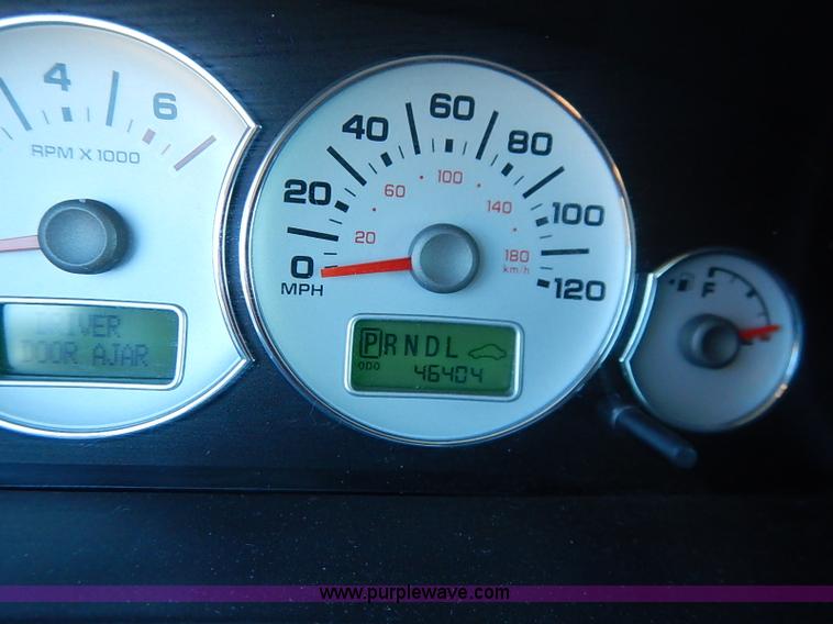 image for item I5141 2005 Ford Escape Hybrid SUV