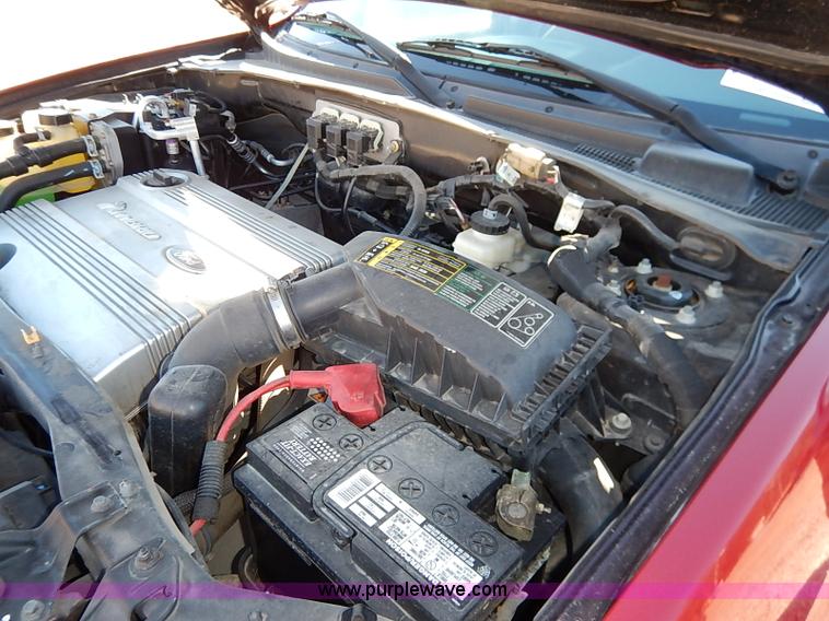 image for item I5141 2005 Ford Escape Hybrid SUV